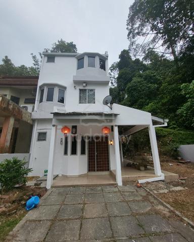 Selayang bukit idaman corner for SALE 1