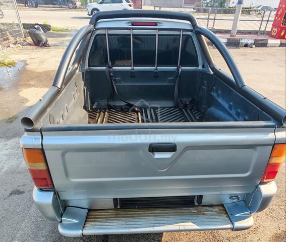 2002 Proton ARENA 1.5 FASTBACK C97 (M) - 4