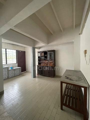 Persiaran Mayang Pasir - 2 Storey Terrace - Leasehold 1