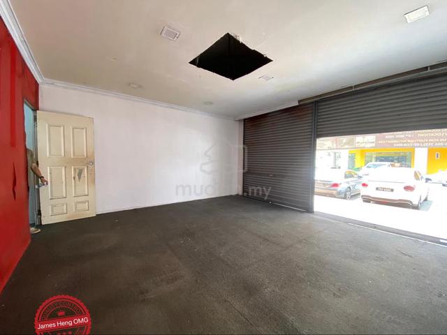 Bayu Tinggi Klang Ground Floor Shop 22x70 Repainted For Rent 1