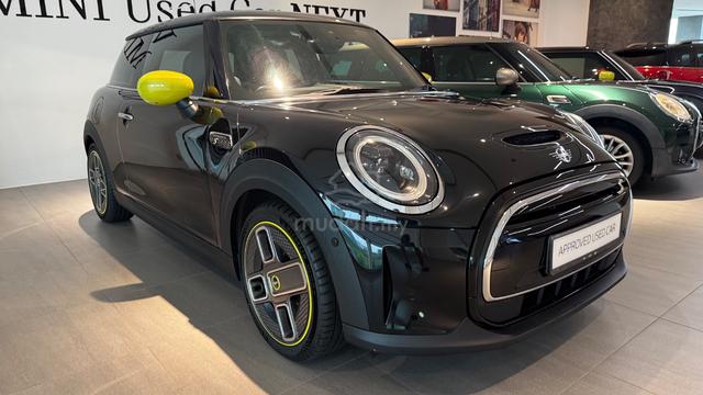 2022 Mini COOPER SE. - 1