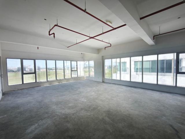 AEROPOD Commercial Square |Inter-corner |Mainroad-Airport view 1