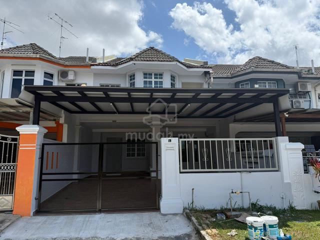Bandar Putra Kulai Double Storey Full loan unit for sales 1