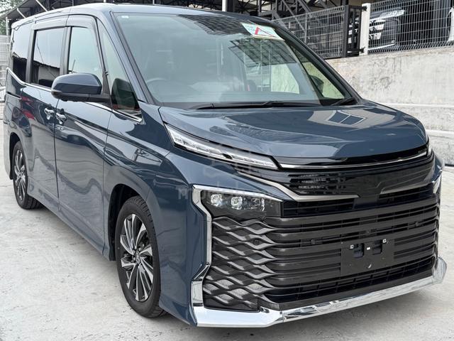 2023 Toyota VOXY 2.0 S-Z (Unreg)Full Spec - 1