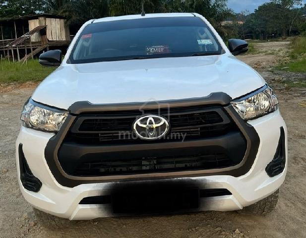 Toyota Hilux Double Cab 2.4 Auto E for Sale - 3