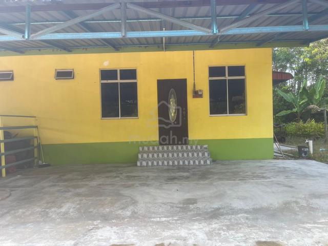 Rumah berkembar itk disewa di kg jelor 1