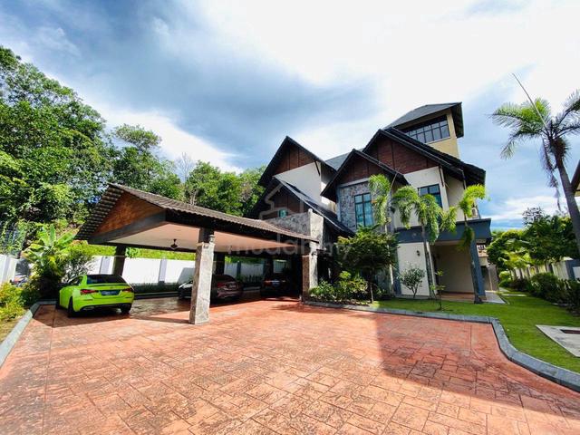 3.5 Storey Bungalow 12,000 Sqrft Country Heights Kajang 1