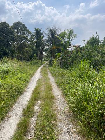 TANAH LOT BANGLO UNTUK DIJUAL Kg Seberang Padang Lalang 1
