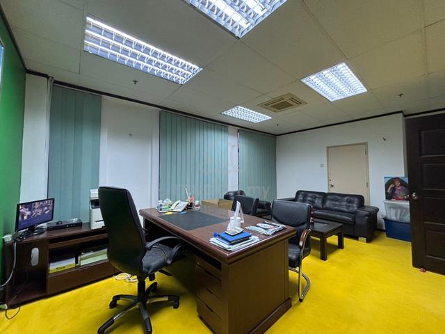Phileo Damansara 1 Office | Renovated Office | Below Bank Value 1