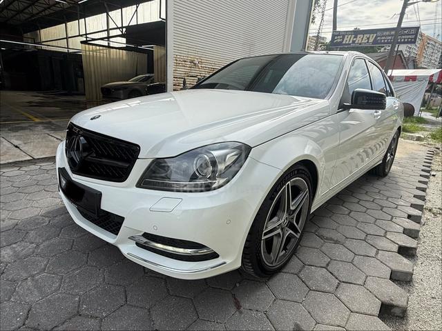 2013 Mercedes Benz C200 CGI BlueEFCY - 3