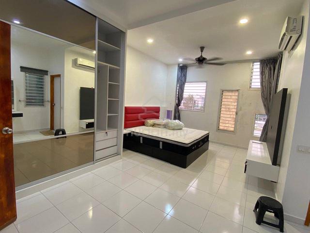 Setia Tropika/ Double Storey/ Renovated/ Skudai/ Kempas easy to CIQ 1