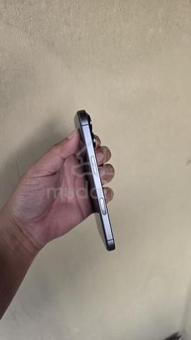 iPhone 17 - photo 6 of 6