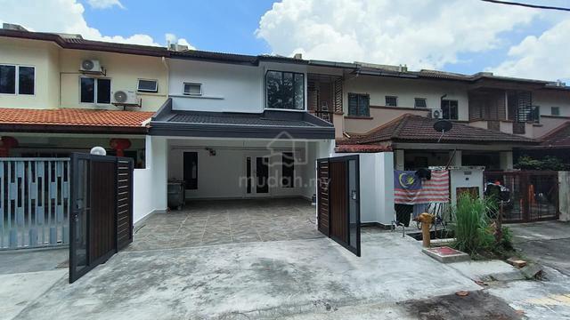 Bandar Mahkota Cheras House【NEWLY RENO with ID】Face Field, Many Parkin 1