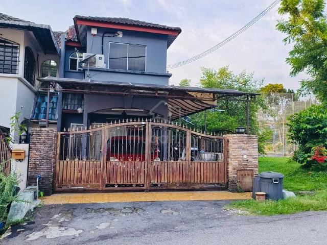 House For Sale End Lot Double Storey Terrace, Sri Gombak Phase 9 1