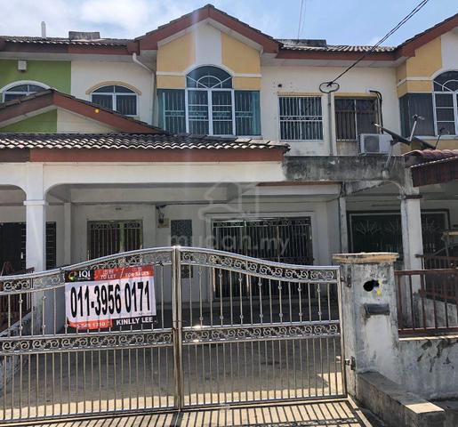 2 story terrace facing playground 1