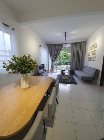 Rose Apartment 1