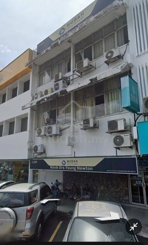 3 storey shoplot for rent facing main road PJ New Town 1