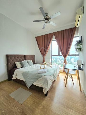 Danga Bay|Master Rooms | Shutter Bus To CIQ 1