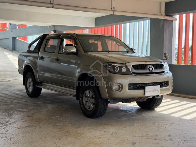 2009 Toyota HILUX 2.5 G FACELIFT (A) - 2