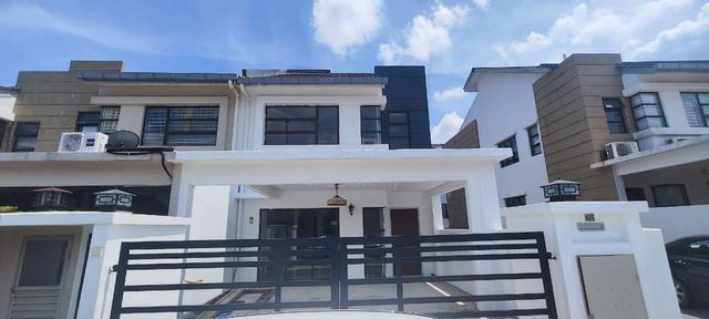 Landed 2 Storey Terraced Abadi Heights Puchong in 1