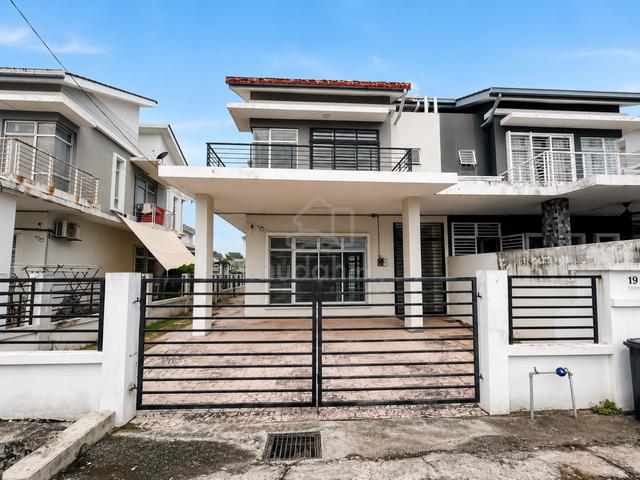 Semi-D  Open Field View Behind House | Indigo Homes BSP | 1