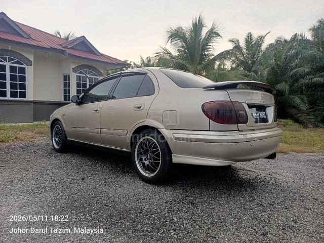 2002 Nissan SENTRA 1.5 SE (M) - 4