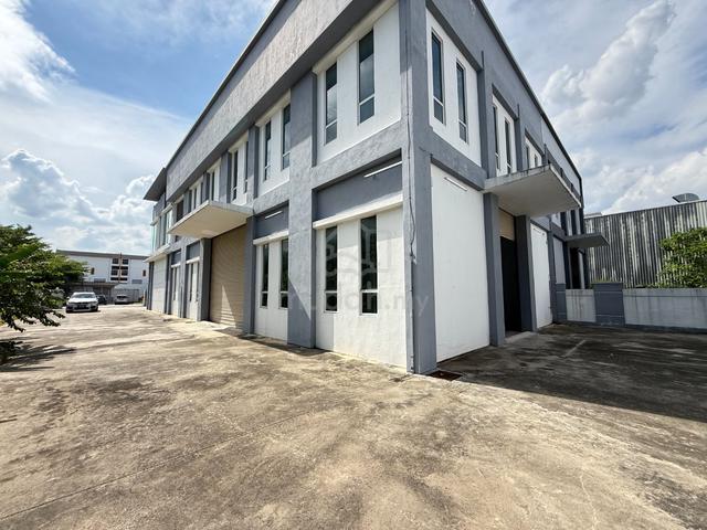 Semi D Factory LEKAS 18 Semenyih For Rent 1