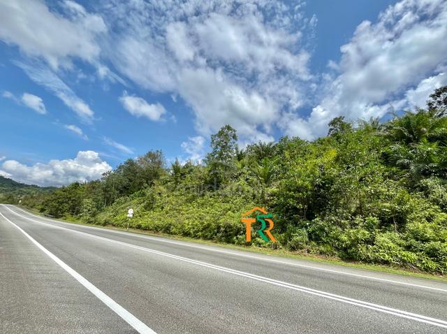2 Geran Jual Lumpsum ! Tanah 17 Relong RAPAT JALAN ! Geran 1 NAMA ! 2