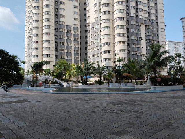 Regency Condominium 1