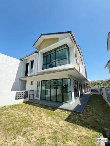 40x90!! Laman Lakeside Bandar Bukit Raja Klang Double Storey Semi-D 1