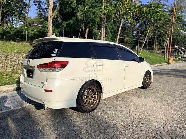 2009 Toyota WISH 1.8 X (A) - 2
