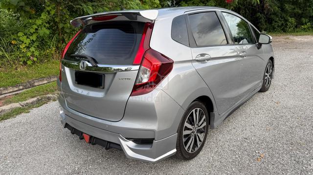 2018 Honda JAZZ 1.5 V (A) Low Mileage Full Bodykit - 4