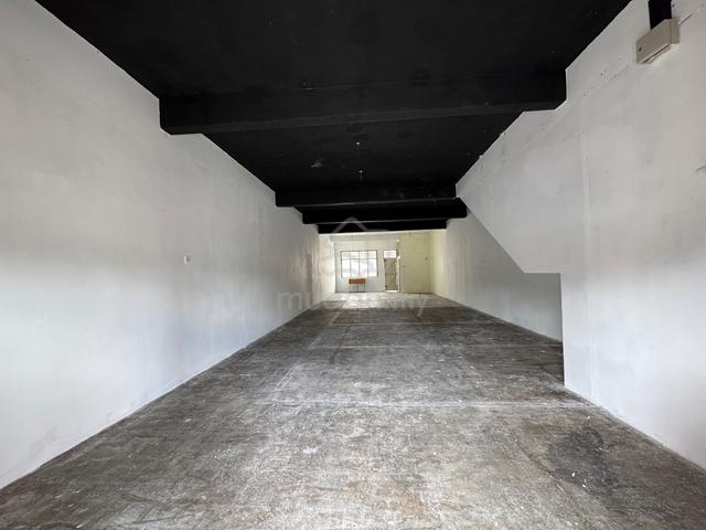 Padang Serai Serai Wangi Ground Floor Shoplot for rent|Facing Mainroad 1