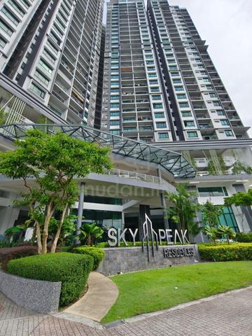 Sky Peak Residences 1