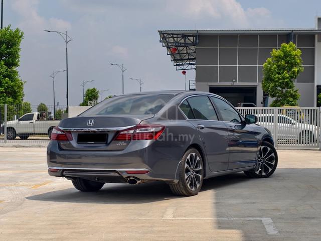 2017 Honda ACCORD 2.4 VTI-L FACELIFT (A) FULL LOAN - 4