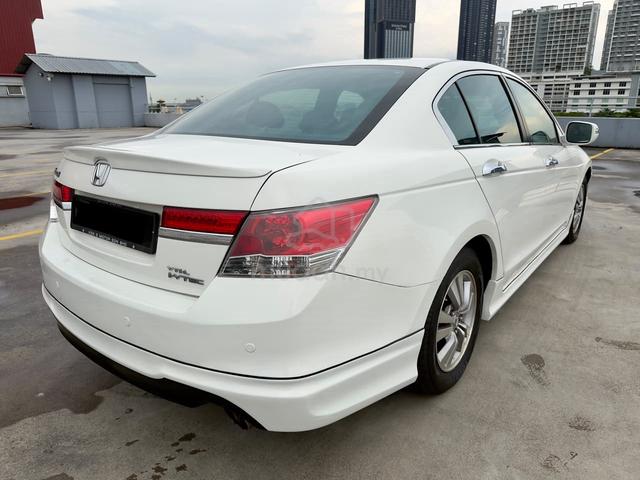 Honda ACCORD 2.0 VTI (A) - 4