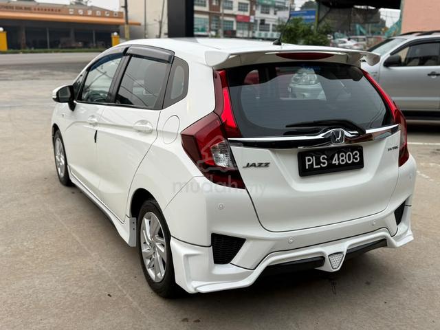 ORI 2014 Honda JAZZ 1.5 E (A) Full Bodykits - 4