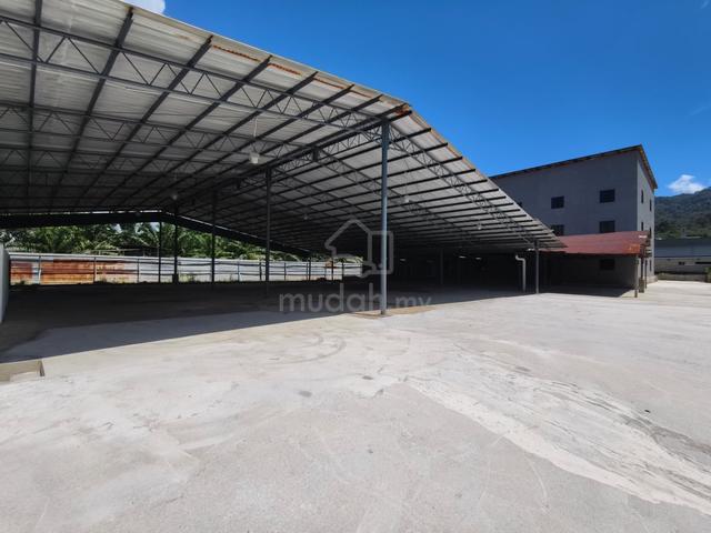 Start Your Journey With Gurun Warehouse with 2 Block Office For Rent 1