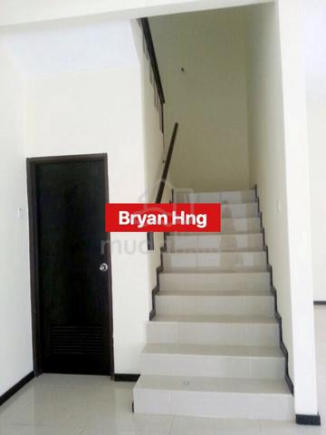 3 Storey Semi D At Solok Kampung Paya Teluk Kumbar 3