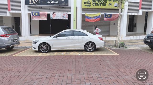 2015 Mercedes Benz CLA200 (CBU) 1.6 (A) - 3