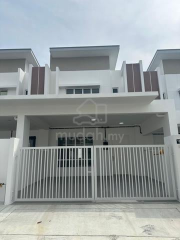 Suriaman Rumah untuk Disewa  22x80 basic unit dekat kedai Gated Gurded 1