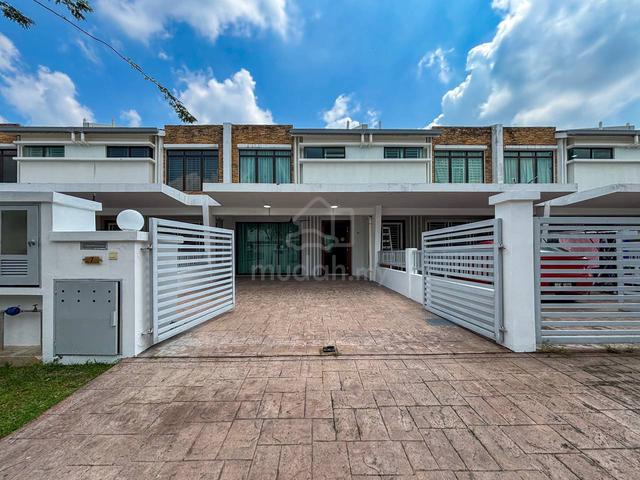 PRIVACY! SPACIOUS Ceria Residence, Cyberjaya, Double Storey Terrace 1
