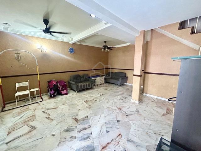 FREEHOLD RENOVATED FACING OPEN Double Storey Taman Saujana Impian 1