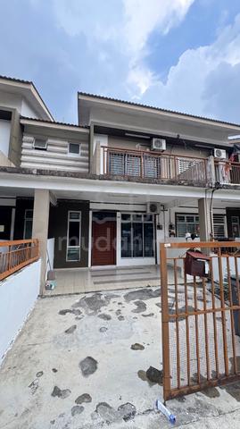 Double Storey Scientex Senai Jaya 4 Bedroom 1