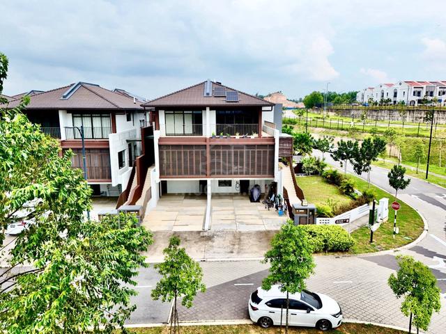 Cornerlot unit, Facing open the mulia residence cyberjaya 1