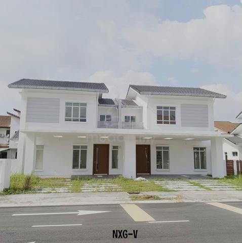 LIMITED UNIT !! 41x80 3R3B Myuna Villa 1.5 Sty Semi-D Glenmarie Cove 1