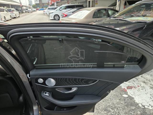 2018 Mercedes Benz C300 2.0cc AMG (FREE 2 YR WRTY) - 5