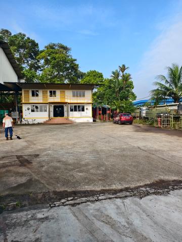 3 acre Steel fabrication workshop factory for sale seelong 3