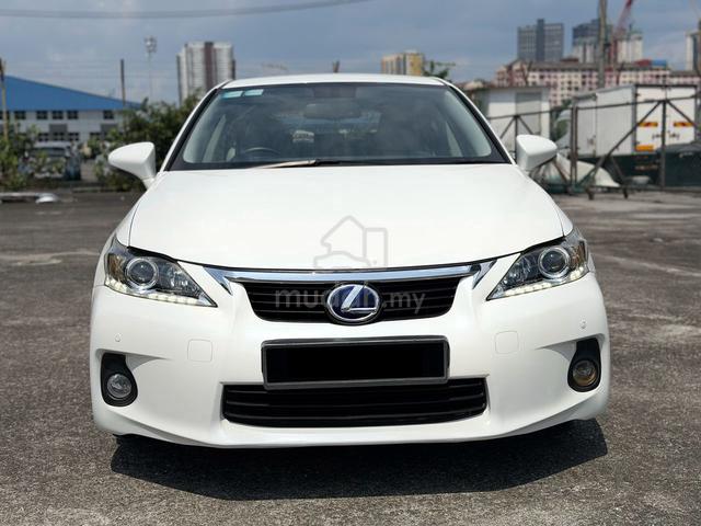 2012 Lexus CT200 1.8 h HYBRID LUXURY GOT WARRANTY - 2