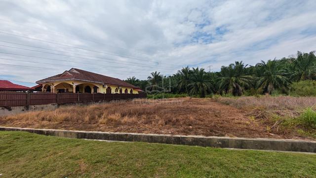 Tanah Lot Banglo Lokasi Menarik Dekat Surau Desa Seri Iskandar 1